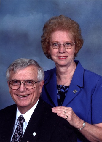 2004-Jim And Carolyn Dumont